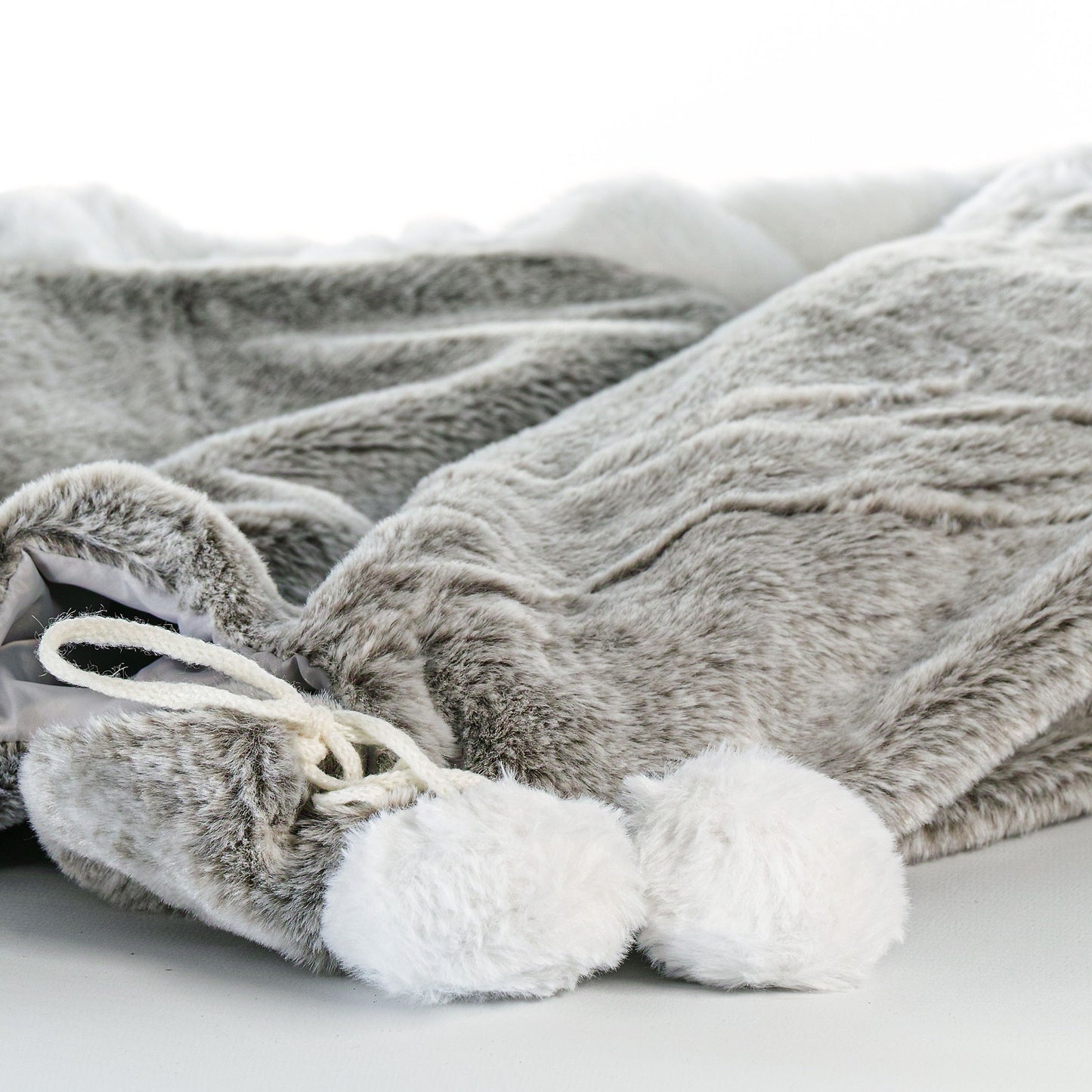 Tree Skirt - Faux Fur (Grey)