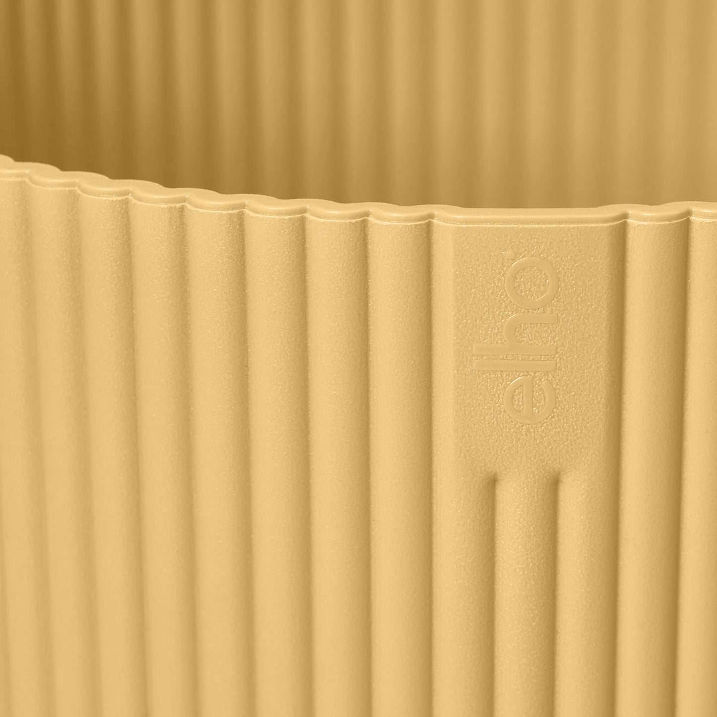 Elho Vibes Fold Round Pot (Butter Yellow)