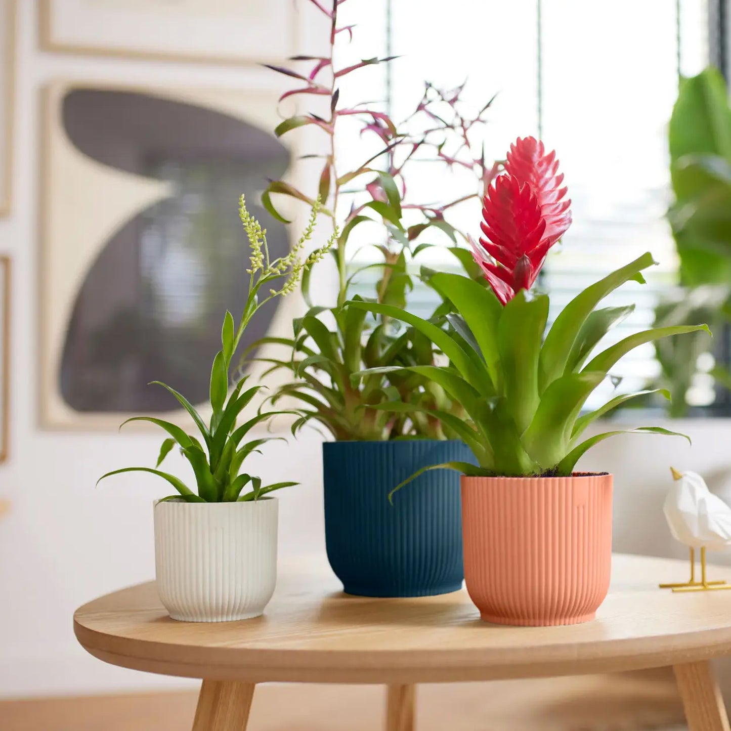 Elho Vibes Fold Round Pot (Silky White)