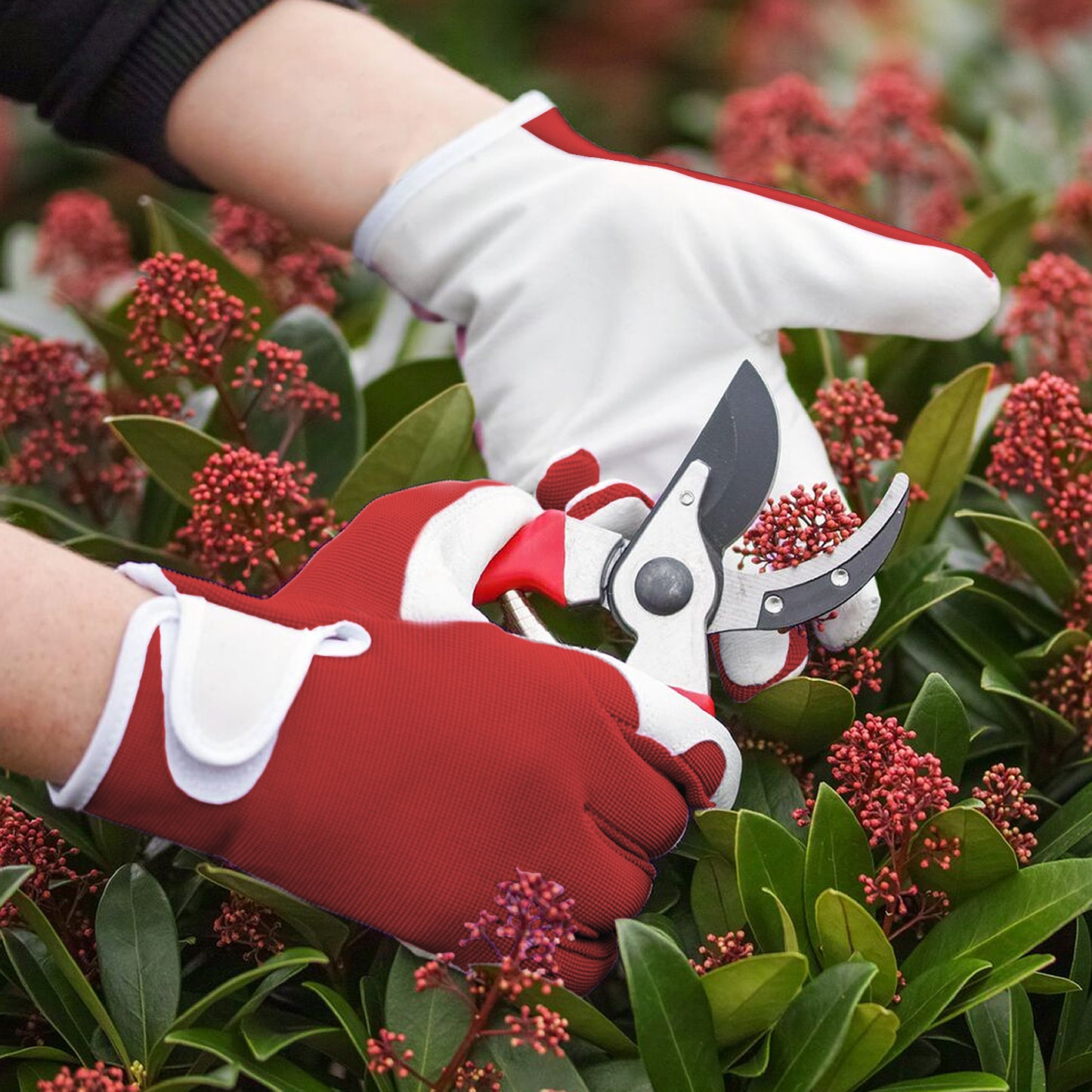 Comfy Gardener Gloves - Ruby Red - Medium